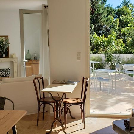 La Bastide D'Alix Bed & Breakfast Éguilles Екстериор снимка