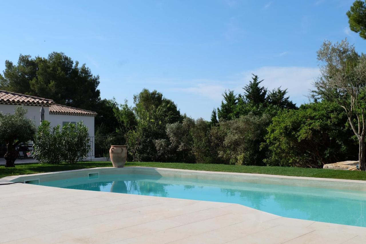 La Bastide D'Alix Bed & Breakfast Éguilles Екстериор снимка