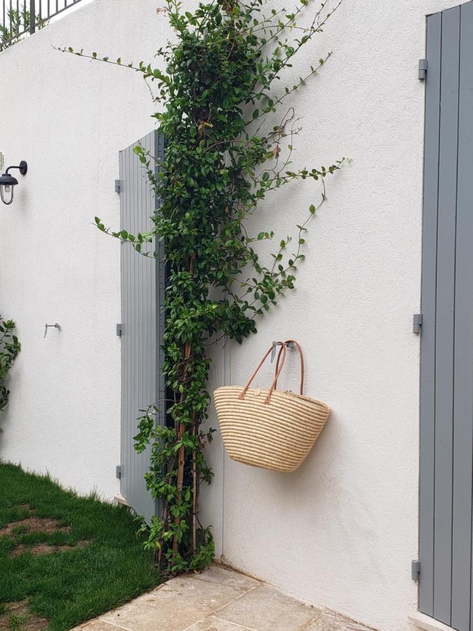 La Bastide D'Alix Bed & Breakfast Éguilles Екстериор снимка